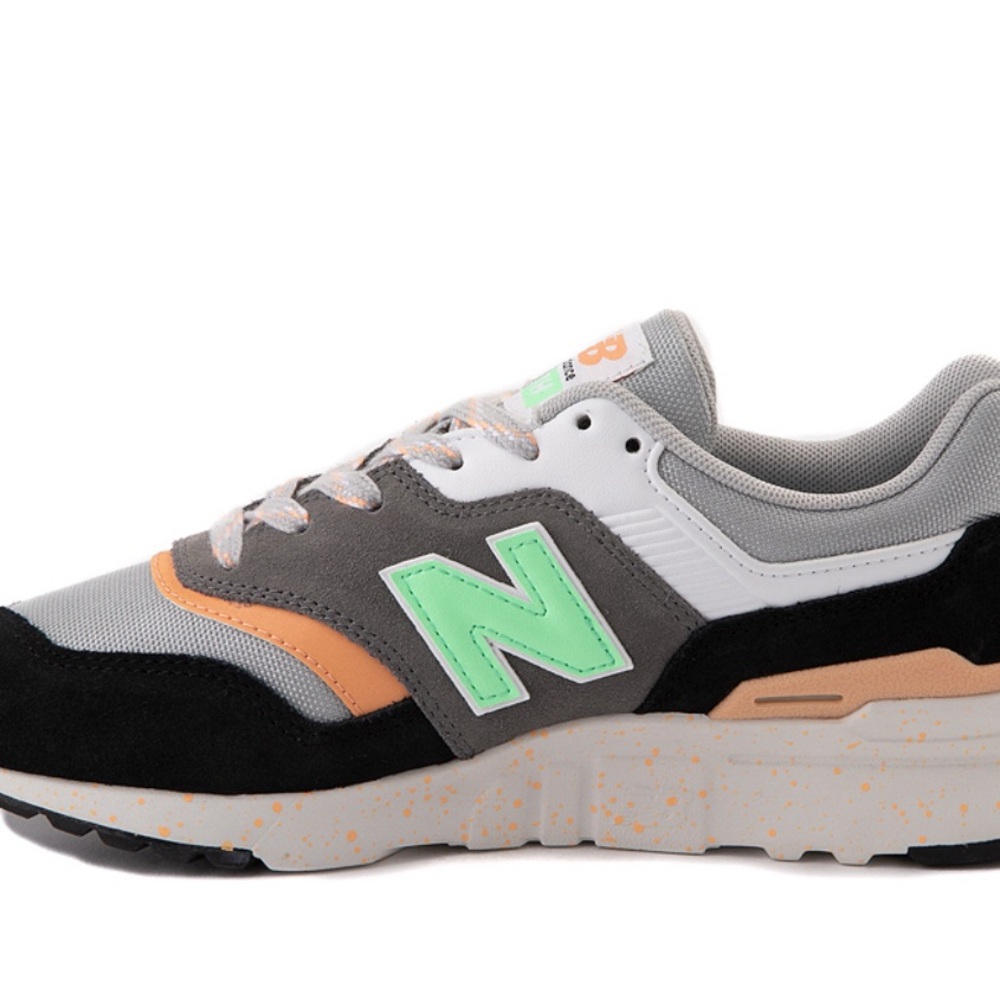 New Balance 997H Cordura Sneaker Women’s 7.5 Athletic Trending Shoe